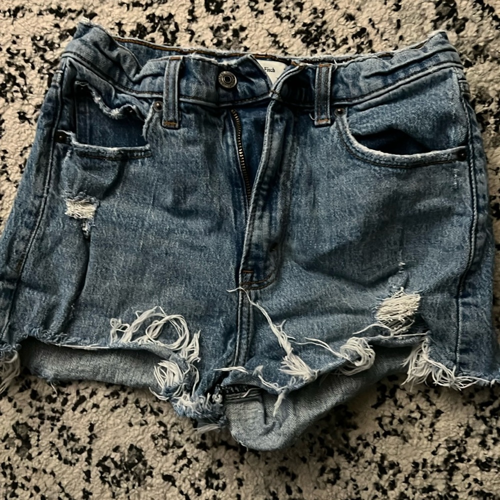 Abercrombie & Fitch High Rise Mom Shorts | 24 | 00